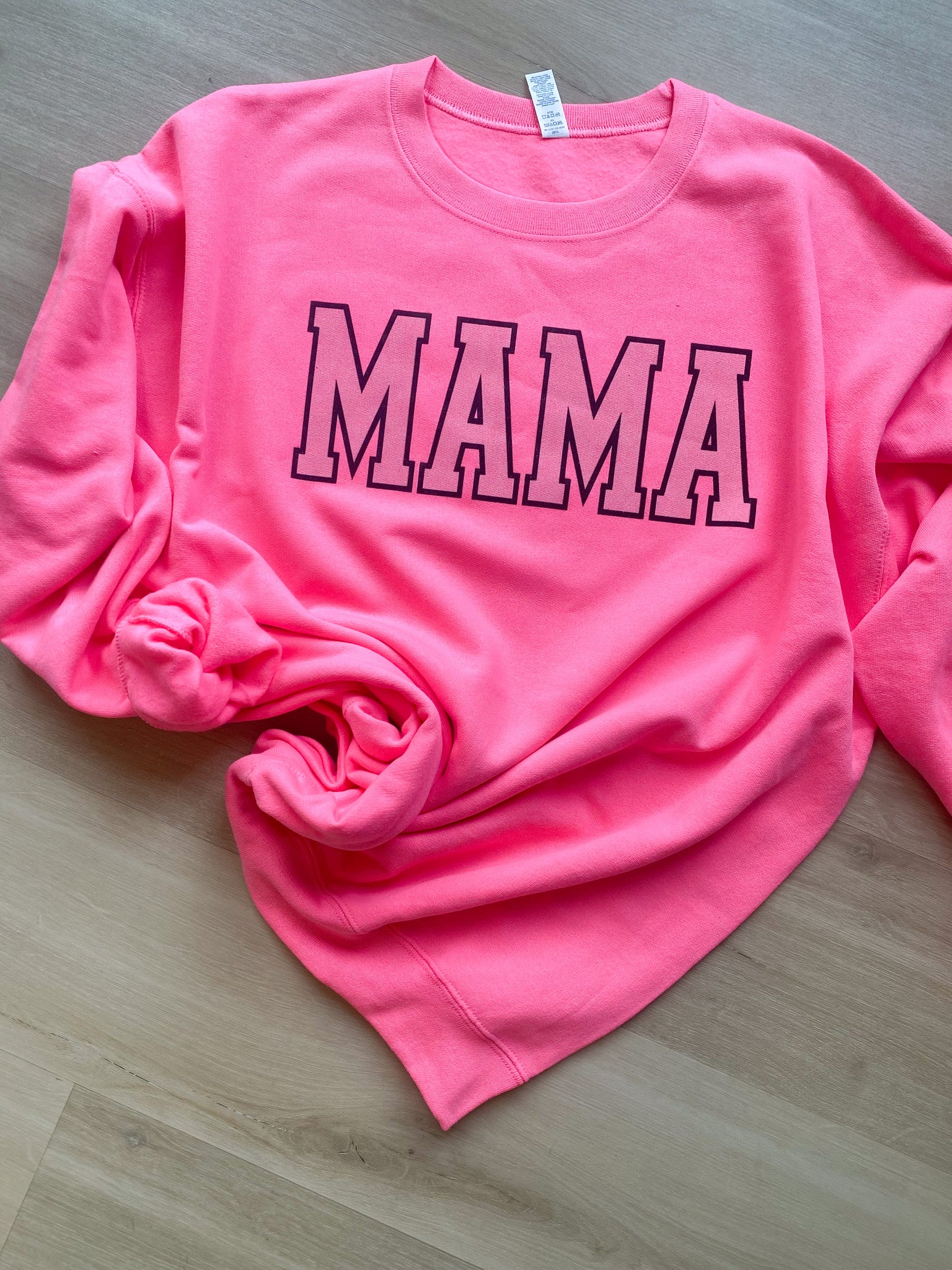 Mama Crewneck